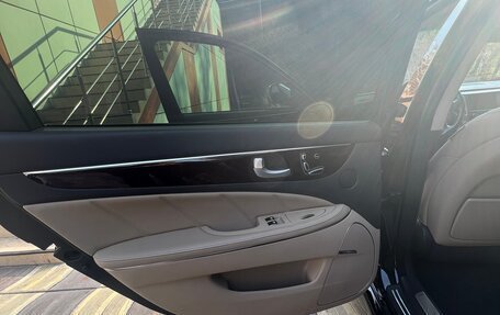 Hyundai Equus II, 2012 год, 1 900 000 рублей, 9 фотография