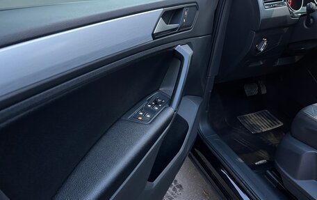 Volkswagen Tiguan II, 2021 год, 2 940 000 рублей, 7 фотография