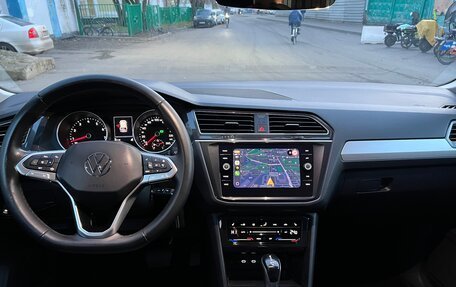 Volkswagen Tiguan II, 2021 год, 2 940 000 рублей, 6 фотография