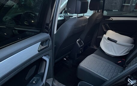 Volkswagen Tiguan II, 2021 год, 2 940 000 рублей, 10 фотография