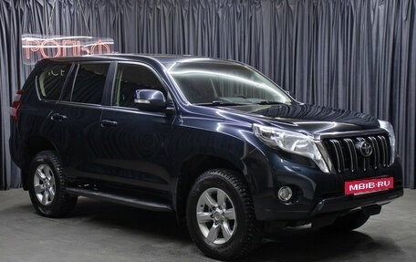 Toyota Land Cruiser Prado 150 рестайлинг 2, 2017 год, 4 498 000 рублей, 3 фотография