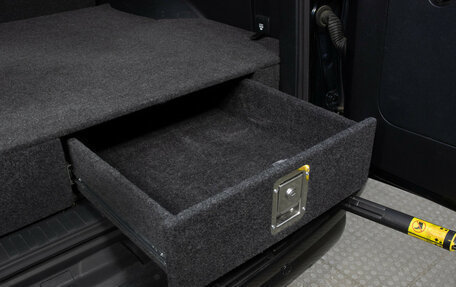 Toyota Land Cruiser Prado 150 рестайлинг 2, 2017 год, 4 498 000 рублей, 19 фотография