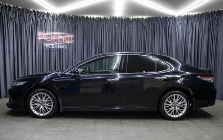 Toyota Camry, 2021 год, 3 498 000 рублей, 8 фотография