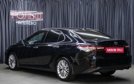 Toyota Camry, 2021 год, 3 498 000 рублей, 7 фотография