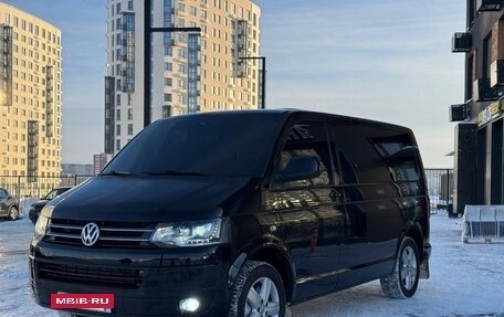 Volkswagen Multivan T5, 2014 год, 2 690 000 рублей, 2 фотография