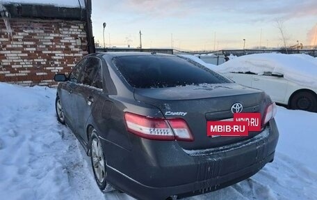 Toyota Camry, 2011 год, 950 000 рублей, 4 фотография