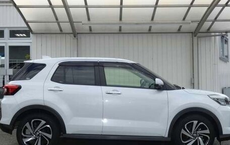 Toyota Raize I, 2023 год, 1 420 000 рублей, 8 фотография