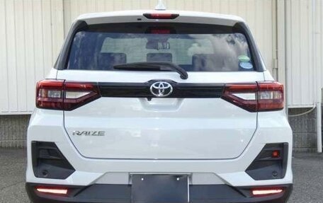 Toyota Raize I, 2023 год, 1 420 000 рублей, 7 фотография