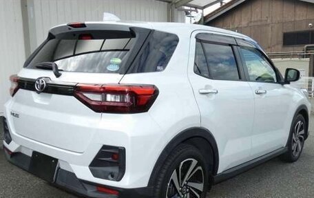 Toyota Raize I, 2023 год, 1 420 000 рублей, 5 фотография