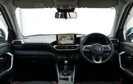 Toyota Raize I, 2023 год, 1 420 000 рублей, 9 фотография