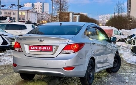 Hyundai Solaris II рестайлинг, 2011 год, 559 000 рублей, 1 фотография