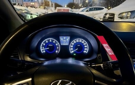 Hyundai Solaris II рестайлинг, 2011 год, 559 000 рублей, 7 фотография