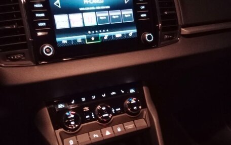 Skoda Karoq I, 2021 год, 2 900 000 рублей, 27 фотография