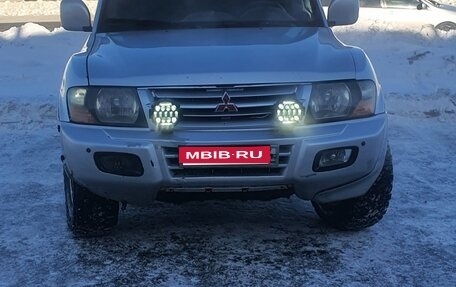 Mitsubishi Pajero III рестайлинг, 2001 год, 400 000 рублей, 1 фотография