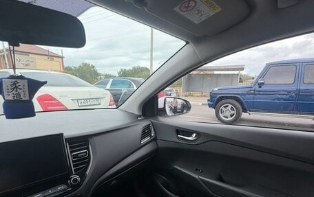 Hyundai Solaris II рестайлинг, 2021 год, 1 760 000 рублей, 8 фотография