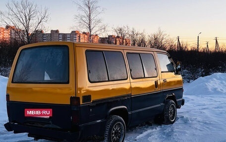 Toyota HiAce H50 H60 H70, 1989 год, 198 900 рублей, 2 фотография
