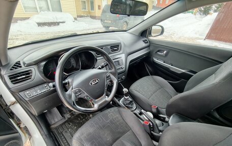 KIA Rio III рестайлинг, 2015 год, 470 000 рублей, 20 фотография