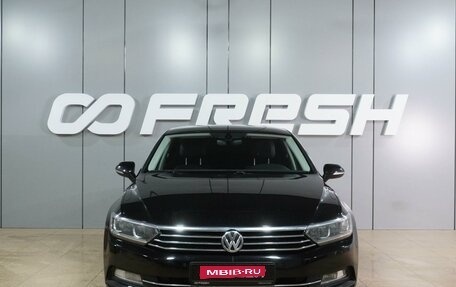 Volkswagen Passat B8 рестайлинг, 2017 год, 1 799 000 рублей, 3 фотография