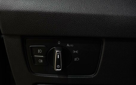 Volkswagen Passat B8 рестайлинг, 2017 год, 1 799 000 рублей, 14 фотография