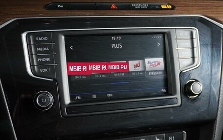 Volkswagen Passat B8 рестайлинг, 2017 год, 1 799 000 рублей, 16 фотография