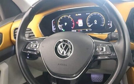 Volkswagen T-Cross I, 2022 год, 1 580 000 рублей, 6 фотография