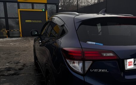 Honda Vezel, 2017 год, 1 600 000 рублей, 15 фотография