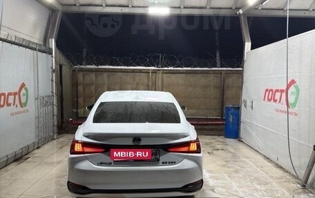 Lexus ES VII, 2021 год, 4 250 000 рублей, 17 фотография