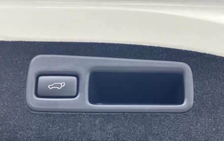 Toyota Harrier, 2020 год, 2 091 000 рублей, 12 фотография