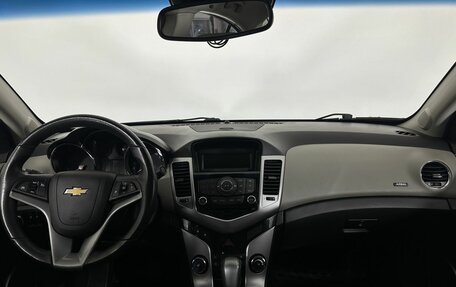 Chevrolet Cruze II, 2012 год, 950 000 рублей, 7 фотография