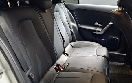 Mercedes-Benz A-Класс, 2020 год, 2 700 000 рублей, 10 фотография