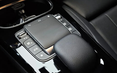 Mercedes-Benz A-Класс, 2020 год, 2 700 000 рублей, 16 фотография