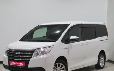 Toyota Noah III, 2015 год, 1 690 000 рублей, 1 фотография