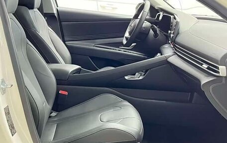 Hyundai Elantra, 2022 год, 1 200 444 рублей, 13 фотография