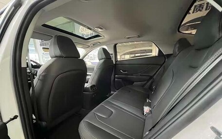 Hyundai Elantra, 2022 год, 1 200 444 рублей, 17 фотография