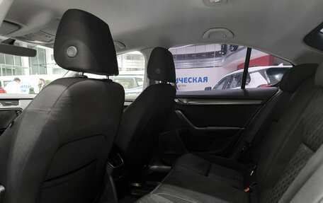 Skoda Octavia, 2018 год, 1 750 000 рублей, 12 фотография