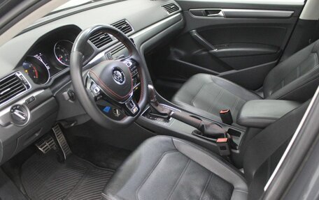 Volkswagen Passat B8 рестайлинг, 2016 год, 1 790 000 рублей, 18 фотография