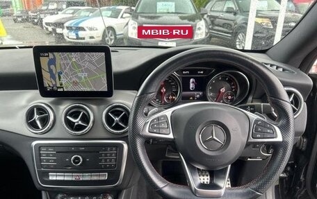 Mercedes-Benz CLA, 2018 год, 1 490 000 рублей, 11 фотография