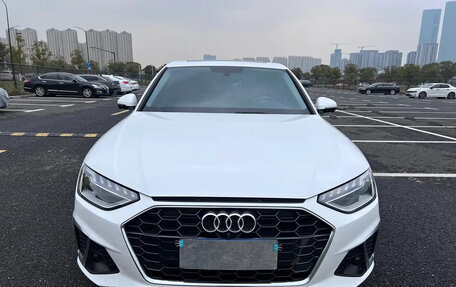 Audi A4, 2022 год, 2 000 000 рублей, 4 фотография