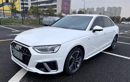 Audi A4, 2022 год, 2 000 000 рублей, 2 фотография