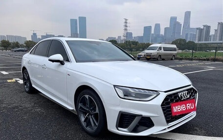 Audi A4, 2022 год, 2 000 000 рублей, 3 фотография