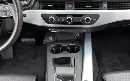 Audi A4, 2022 год, 2 000 000 рублей, 21 фотография