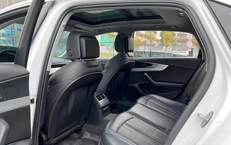 Audi A4, 2022 год, 2 000 000 рублей, 27 фотография