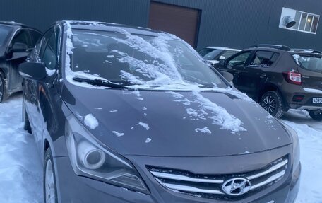 Hyundai Solaris II рестайлинг, 2016 год, 570 000 рублей, 1 фотография