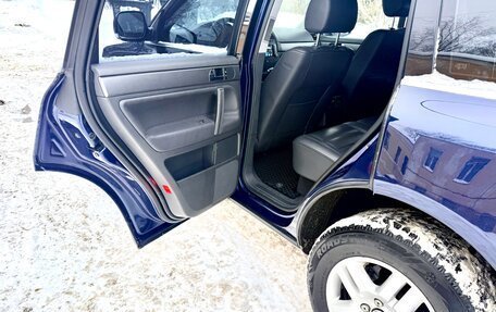 Volkswagen Touareg III, 2005 год, 1 099 999 рублей, 4 фотография