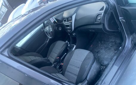 Hyundai Solaris II рестайлинг, 2016 год, 570 000 рублей, 2 фотография