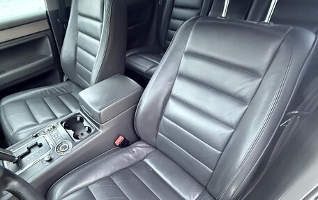 Volkswagen Touareg III, 2005 год, 1 099 999 рублей, 11 фотография