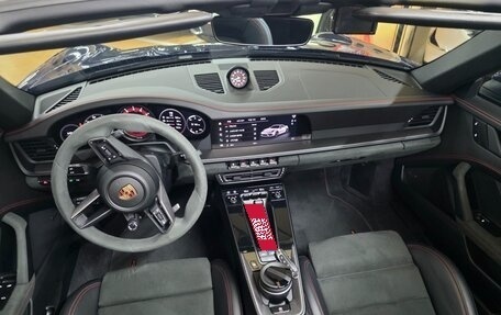 Porsche 911, 2024 год, 20 691 000 рублей, 9 фотография