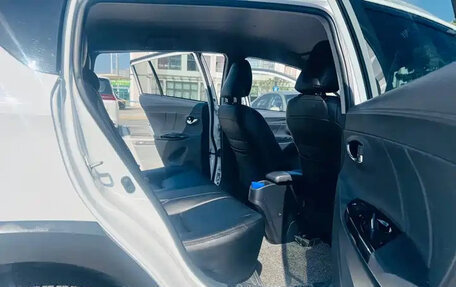 Toyota Yaris XP150 рестайлинг, 2022 год, 943 030 рублей, 14 фотография