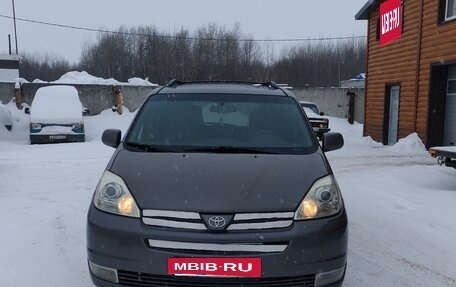 Toyota Sienna II рестайлинг, 2004 год, 1 500 000 рублей, 14 фотография