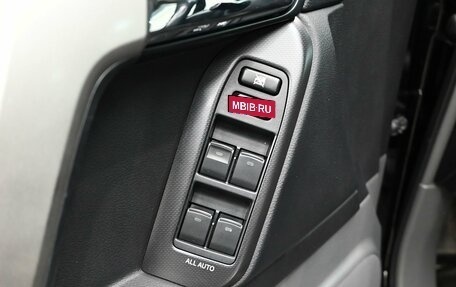 Toyota Land Cruiser Prado 150 рестайлинг 2, 2011 год, 2 700 000 рублей, 16 фотография